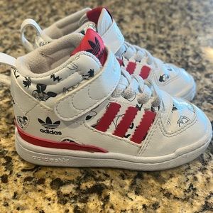 Used Disney Inspired Addidas Toddler size 6
